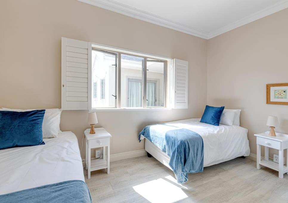 הרמנוס Seafront Retreat In Sandbaai מראה חיצוני תמונה