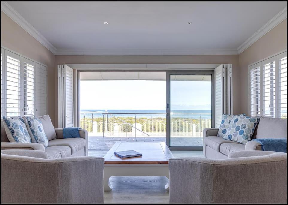 הרמנוס Seafront Retreat In Sandbaai מראה חיצוני תמונה